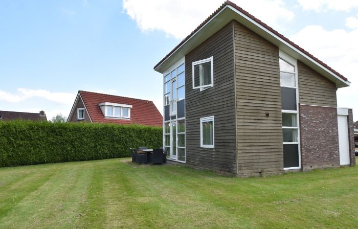 Holiday Home in Flevoland with Pool