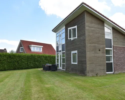 Holiday Home in Flevoland with Pool Hotels in Zeewolde