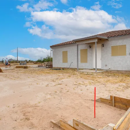 Mtn Views: Spacious Family Home in Casa Grande!
