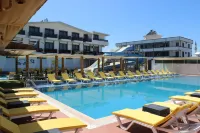 Atas Aqua  Otel Avsa - Pools