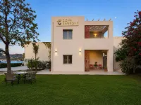 Elena Seafront Luxury Apartments