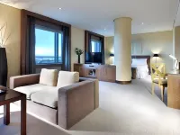 Eurostars Suites Mirasierra Hotels near Parque Norte
