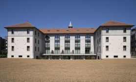 La Chapelle Hotel