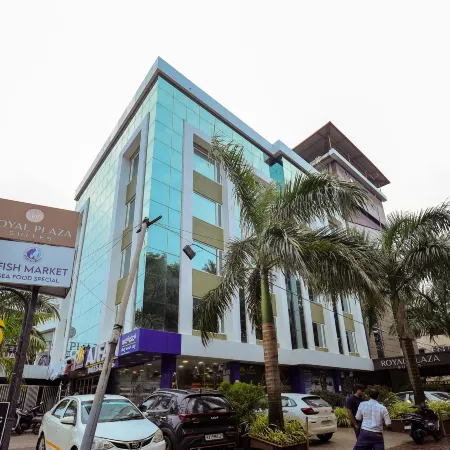 Royal Plaza Suites by Rak Rooms, Mangaluru
