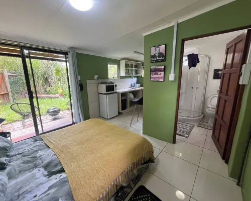 Cozy private cottage with garden views at Ferngrove Hotels in Stormsrivier