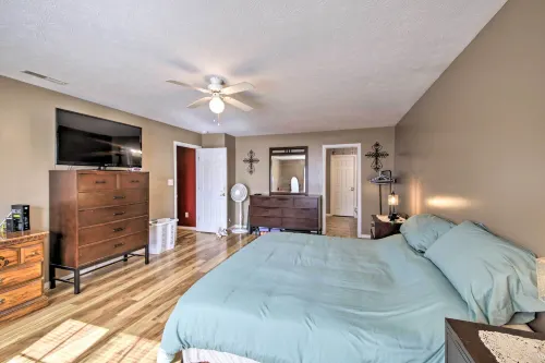 Family Home w/ Yard ~ 15 Mi to Downtown! - 3-Star