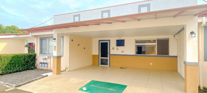 Casa familiar de playa, Condominio Malaga Bejuco Hotels in Parrita
