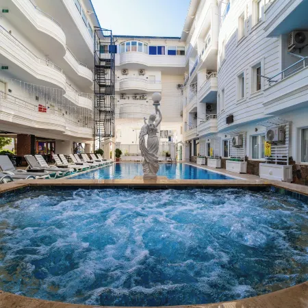 Club Efes Otel