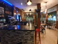 Marinada Cambrils - بار