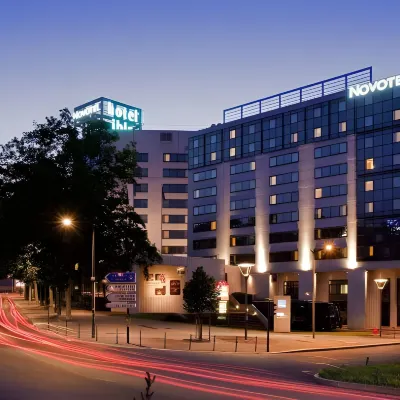 Novotel Lyon Gerland Hotels near Sanofi Pasteur MSD