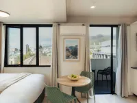 TEN on V - Fluent Serviced Apartments Hotels near Gardens