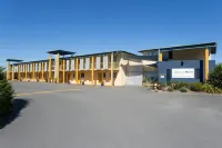 Greens Motel - Airport Shuttle