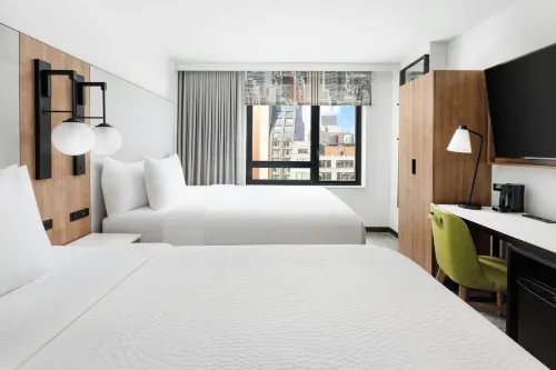 Fairfield Inn & Suites New York Manhattan/Times Square South - Pet friendly