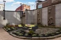 Blu-Tique, Akron, a Tribute Portfolio Hotel - 4-Star