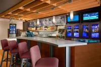 Courtyard Springfield - bar