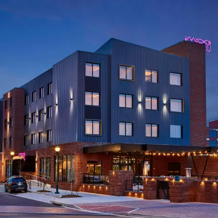 Moxy Chattanooga Downtown