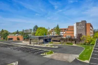 Delta Hotels Mount Pleasant - parking