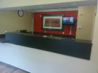 HomeTowne Studios Chantilly - Pet friendly