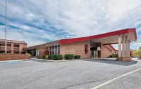 Red Roof Inn Marion, VA - Motel