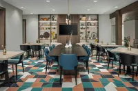 Hampton Inn by Hilton Orlando Southeast Nona - 2-Star