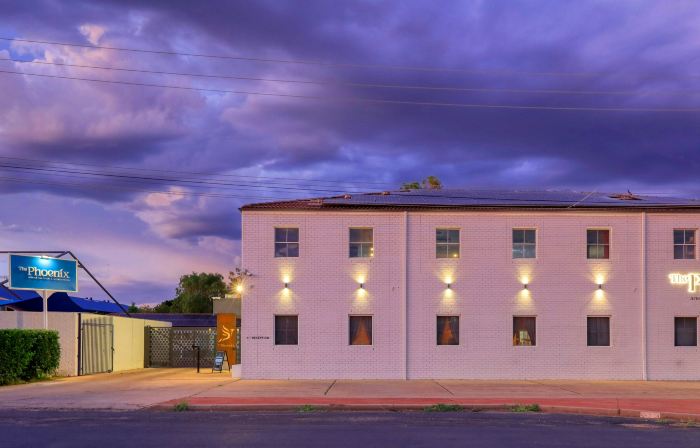 The Phoenix Artesian Spa Resort and Accommodation