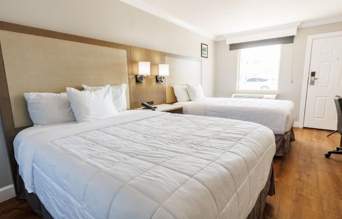 Destin Inn & Suites