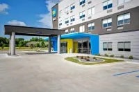 Tru by Hilton North Platte - parking