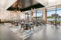 The Landing at Hampton Marina, Tapestry Collection by Hilton - sarapan