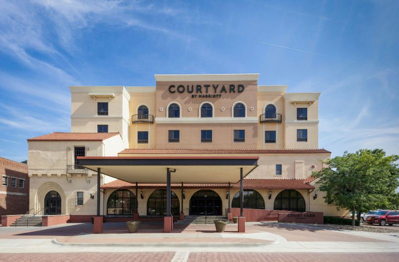 Courtyard Wichita at Old Town