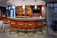 SpringHill Suites Columbus OSU - bar
