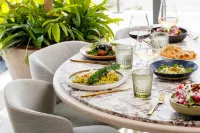 The Pearle Hotel & Spa, Autograph Collection - breakfast