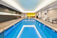 Tru by Hilton Comstock Park Grand Rapids - Wi-Fi