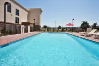 Hampton Inn Blytheville - parking