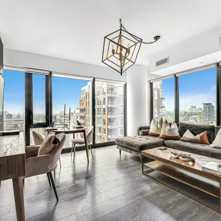 Bellair Yorkville