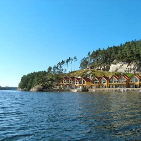Rorbuen Hotels in Tysnes