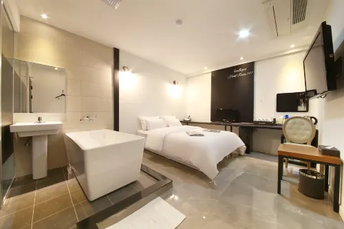 華城勞姆 華城市住宿飯店