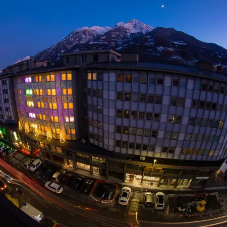 Omama Hotel