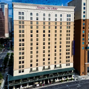 Hampton Inn & Suites Austin Downtown
