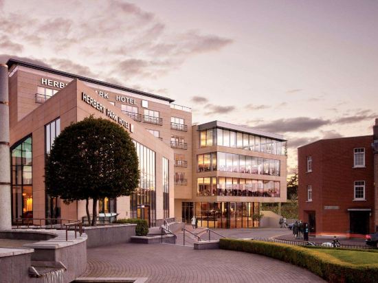 Herbert Park Hotel and Park Residence