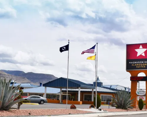 The Classic Desert Aire Hotel Hotels in Otero County