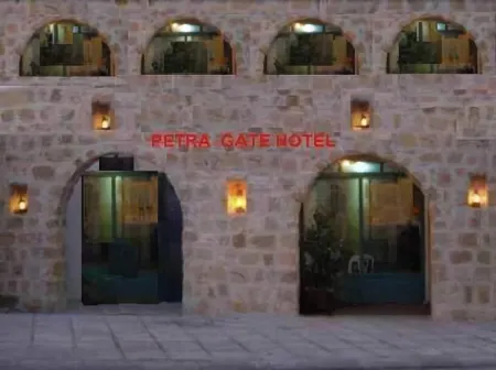 Petra Gate Hotel