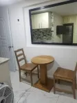2 Guests 1Bed Studio 3Min to Beach and Main Street فنادق في سوسوا