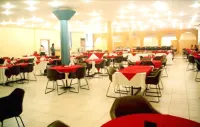 Perola Hotels Hoteles cerca de Balneario Rio das Garcas