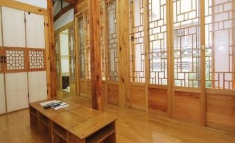 Irang Hanok Guesthouse