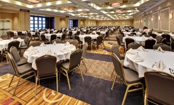 Holiday Inn Express & Suites Aberdeen