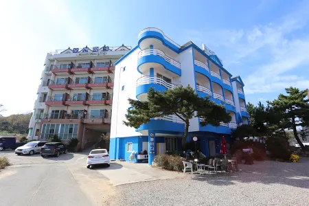 Yangyang Sky Sea Stay Отели рядом с достопримечательностью «Наксан- Бич»