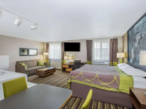 Super 8 by Wyndham Brookings Hotels in Brookings
