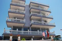 هوتل كيوس فنادق في 