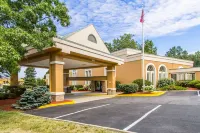 GreenRidge Hotel Hotels in Wickliffe