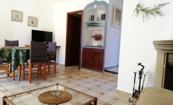 House With 2 Bedrooms in Torrevieja, With Pool Access, Furnished Terrace and Wifi
